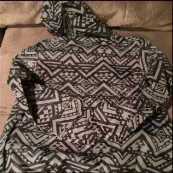 PINK windbreaker - Picture 4 of 4